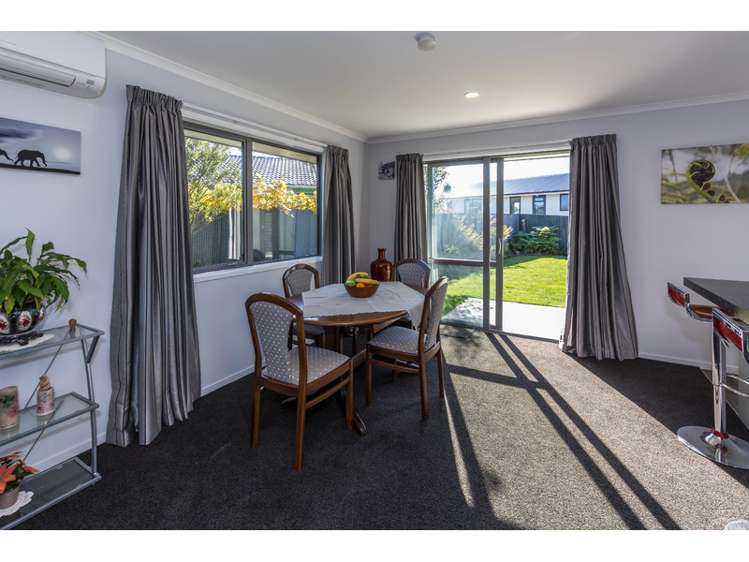 8 Carteret Place Aranui_6