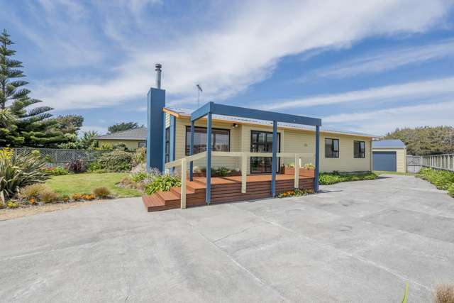 35 Te Kiri Street Himatangi Beach_2