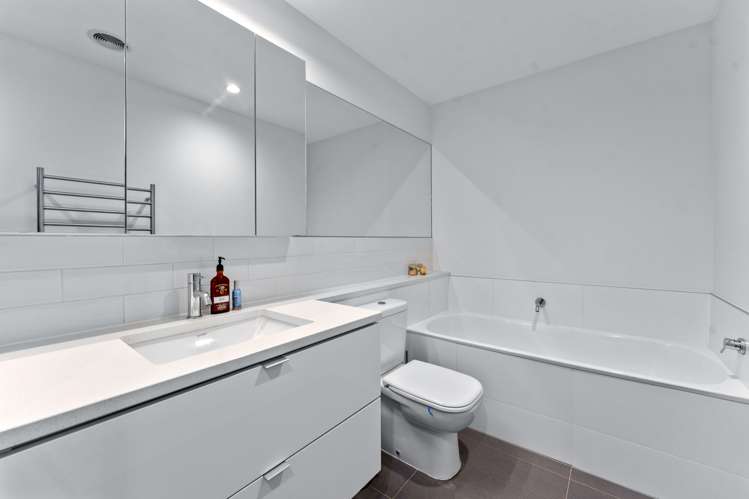 206 Hobsonville Point Road Hobsonville_16