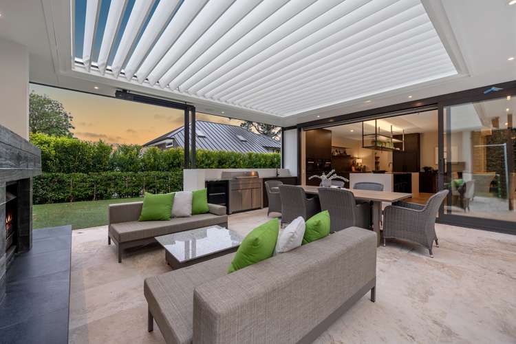 19 Kingfisher Grove Greenhithe_16