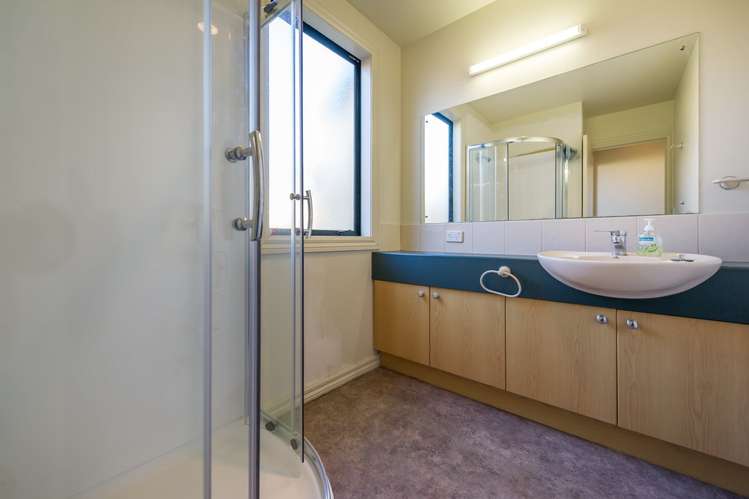 13a Bolton Street Blockhouse Bay_10