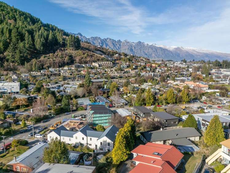 5/30 Fryer Street Queenstown_23