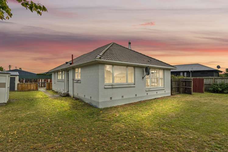 14 Corhampton Street Aranui_1