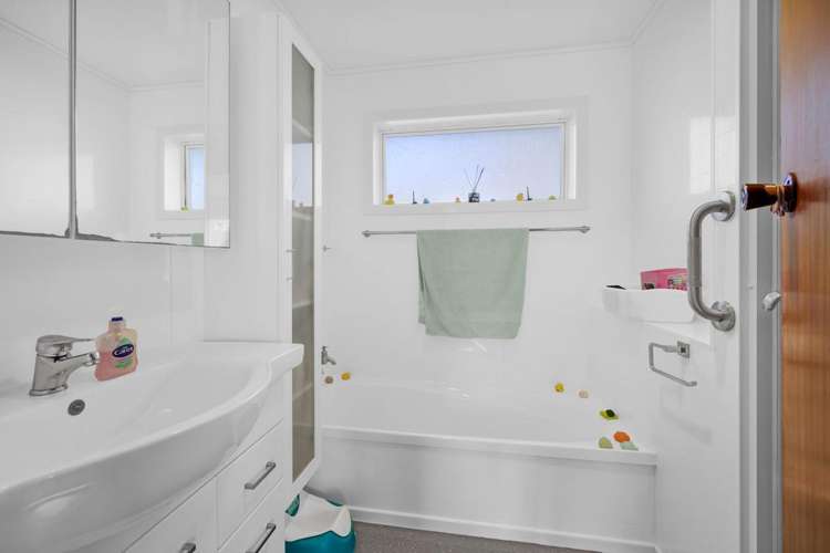52A Dixon Avenue Hawera_13