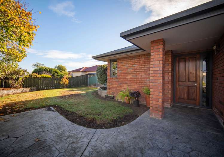 7 Otia Drive Richmond_23