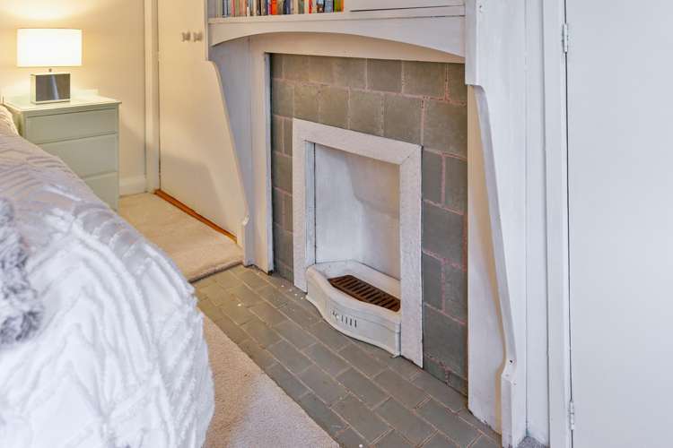 159 Queens Drive Lyall Bay_16