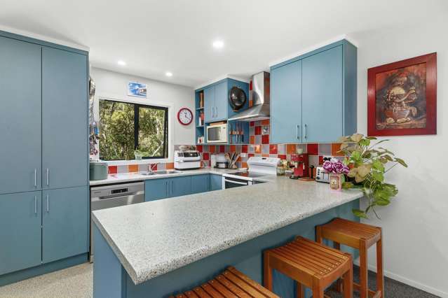 6 Lowry Heights Stokes Valley_3