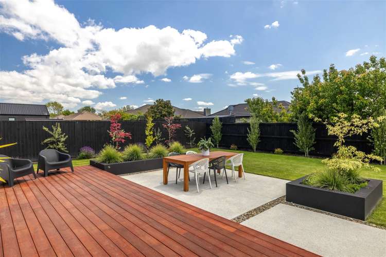 9 Russ Drive Lincoln_21