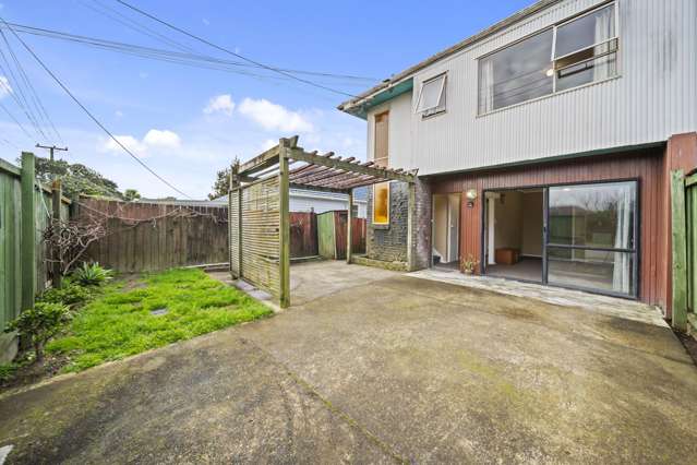 2 BEDROOMS + RUMPUS!