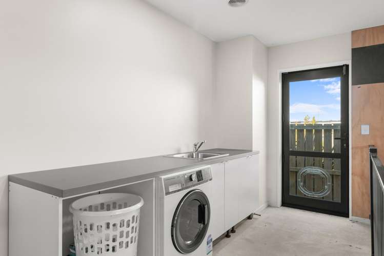 6 Ensete Road Wigram_14