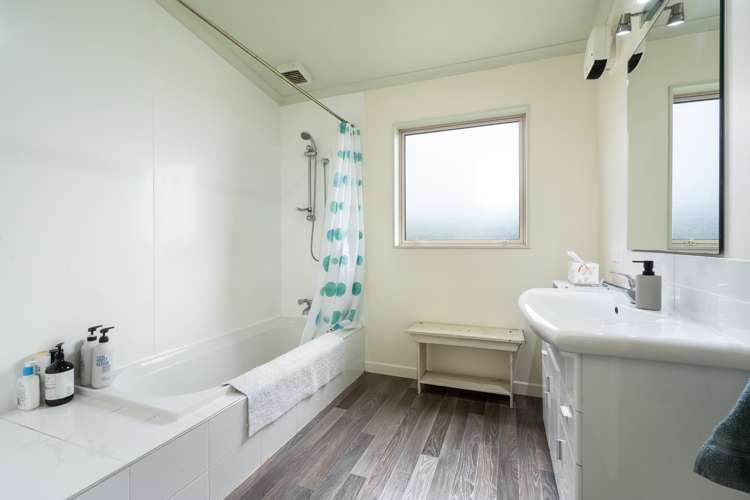 279 Hillhead Road Corstorphine_8