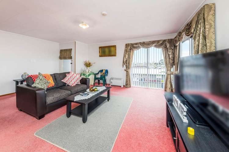 1/10 Espada Place Clover Park_3