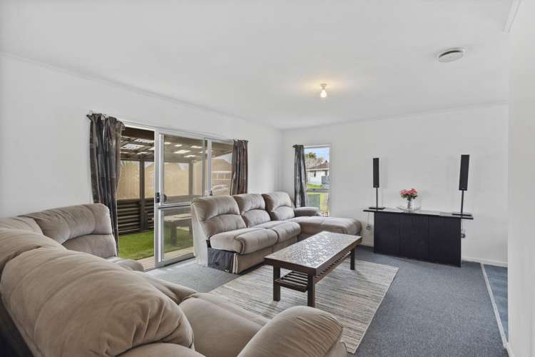 2 Trounson Avenue Clendon Park_1