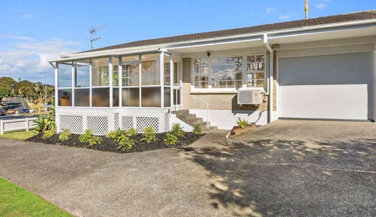 1/202 Fisher parade Farm Cove_2