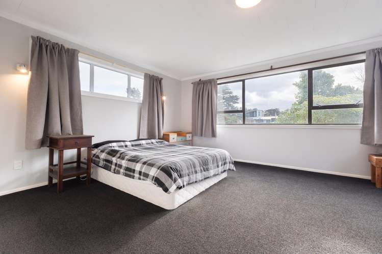 36 Renown Road Raumati South_9