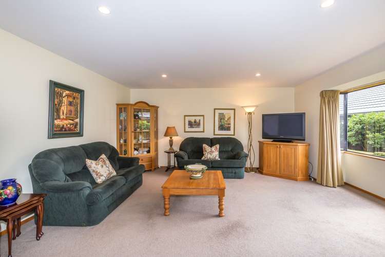 2/55 Roydon Drive Templeton_8