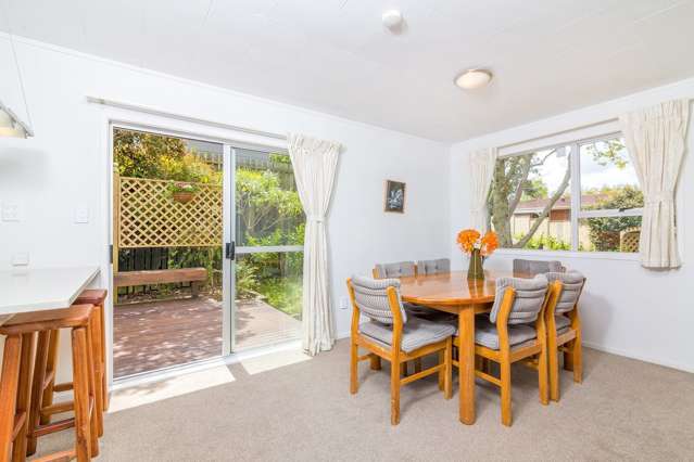 15 Tallington Crescent Torbay_4