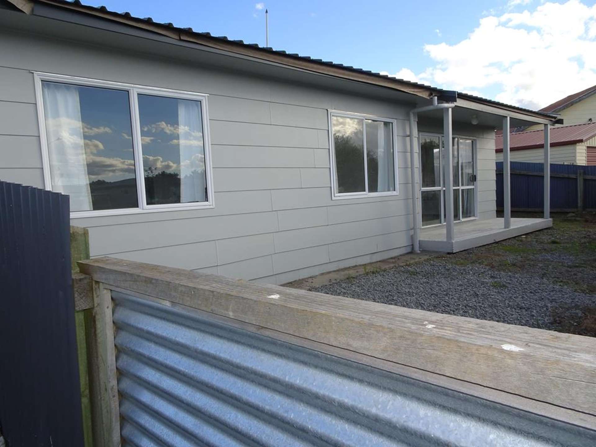 7A Holmes Place 10480_0