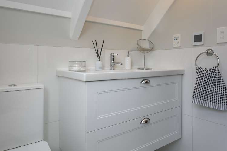 61 Chesham Avenue Waipahihi_12