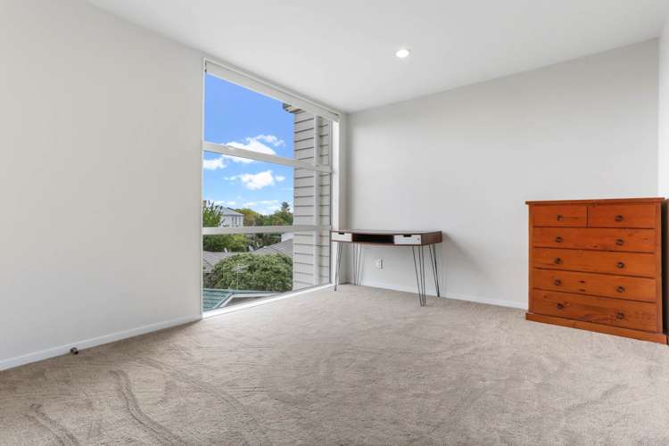 2/21b Mount Smart Road Royal Oak_11