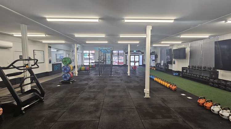 1023 Heretaunga Street West St Leonards_4