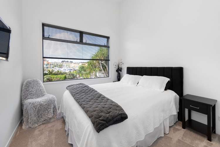 26 Rue Damarres Gulf Harbour_25