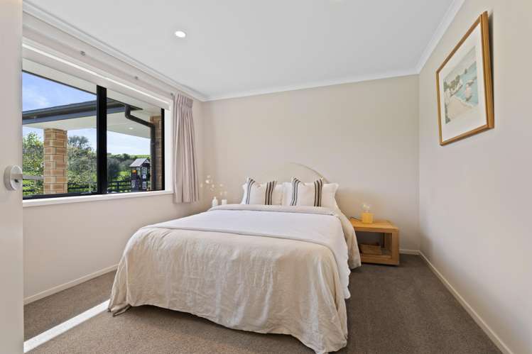 21 Barrett Road Ngahinapouri_22