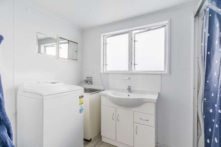 5 Neva Street Wyndham Surrounds_9