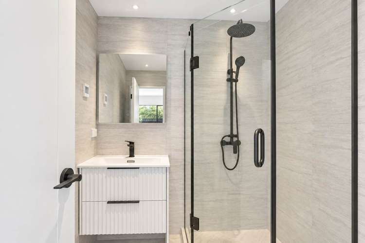 8B Gibbs Road Manurewa_10