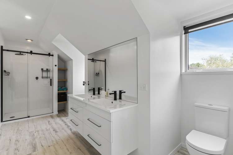 21 Beachlands Road Beachlands_21