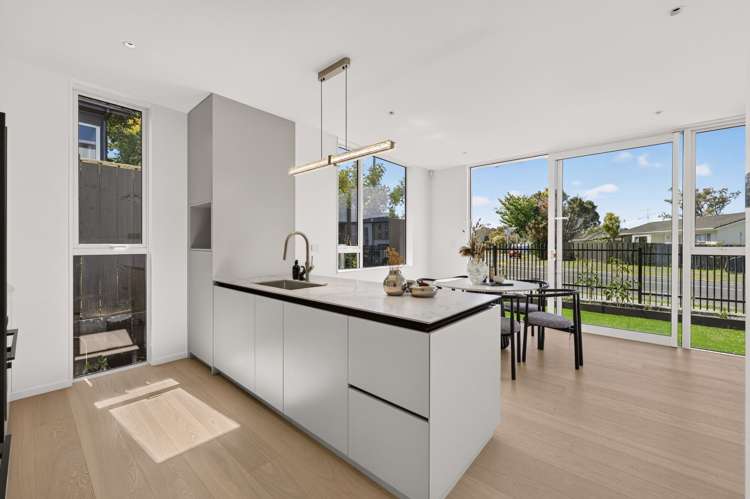 76A-D Grand Drive Remuera_5