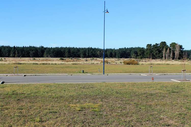 8 Rapaki Street Pegasus_1