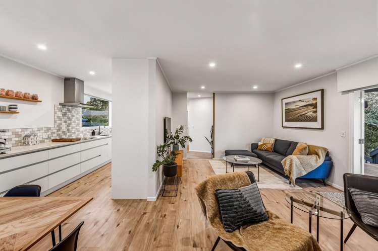 43 Maude Street Riverhead_11