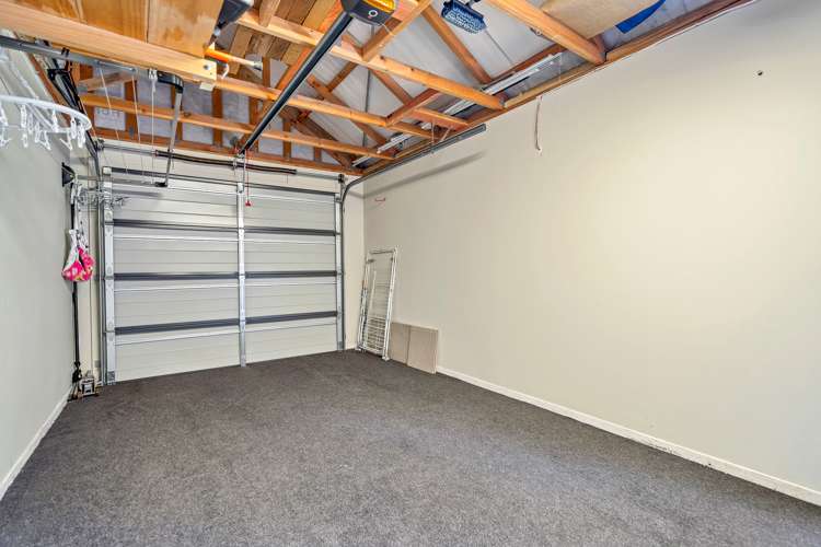 54 Squadron Drive Hobsonville_22