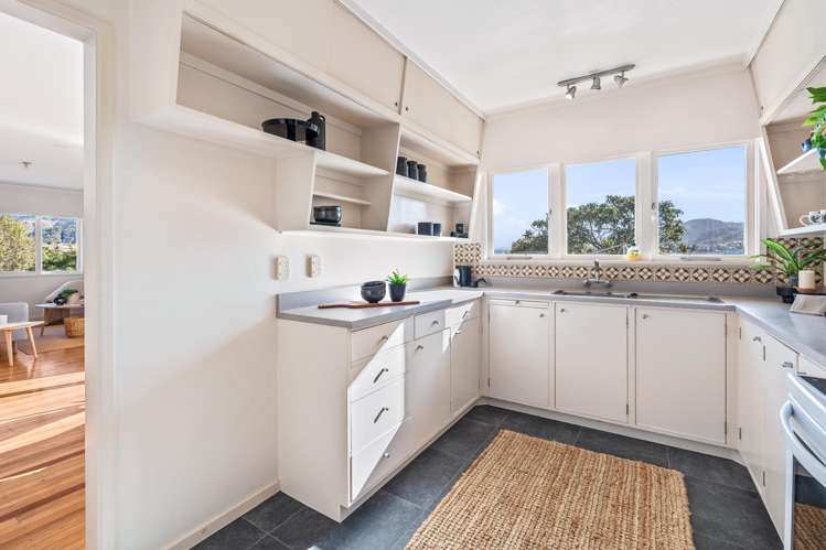 9 Raewyn Street Morningside_9