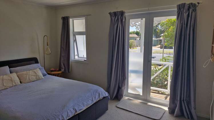 7 Fourth View Avenue Beachlands_5