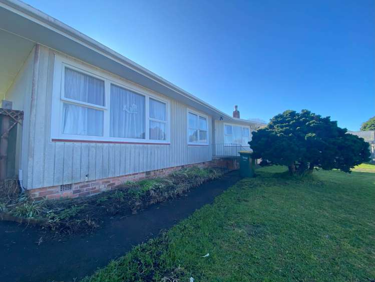 2 Te Kanawa Crescent Henderson_12