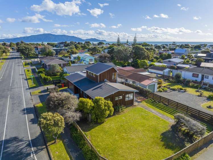 26 Reeves Street Waikanae Beach_25