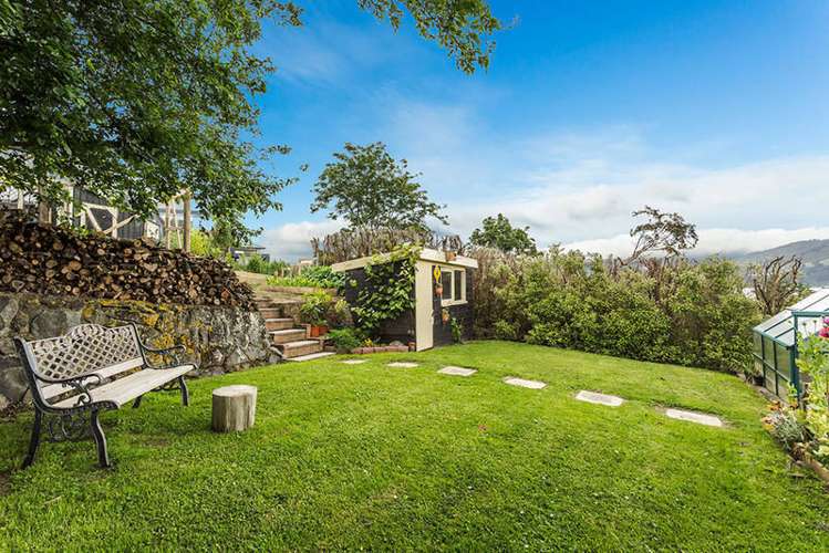 14 Castlewood Road Company Bay_18