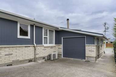 172 Riverbend Road_1