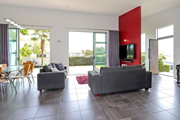 54 Hollister Lane Ohauiti_3