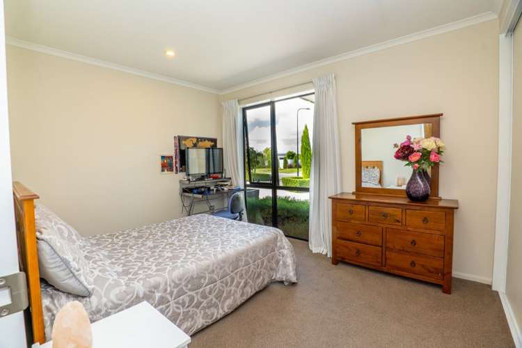 7 Coutts Lane West Melton_12