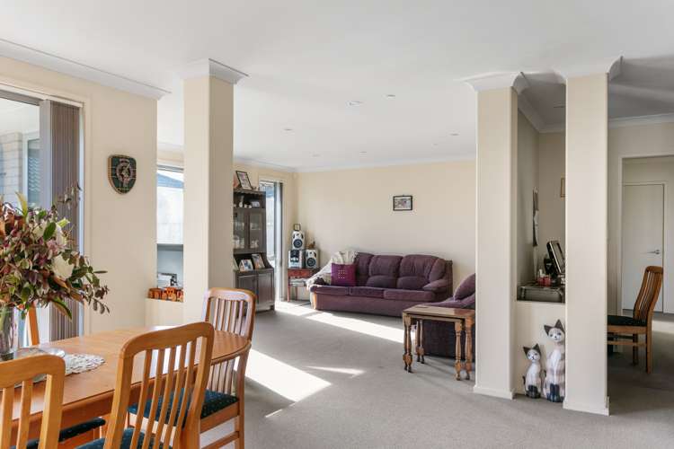 22 Sterling Park Lytton West_4