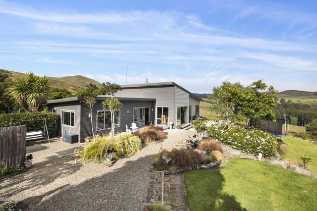 Larger Lifestyle Block or Small Farm Opportunity