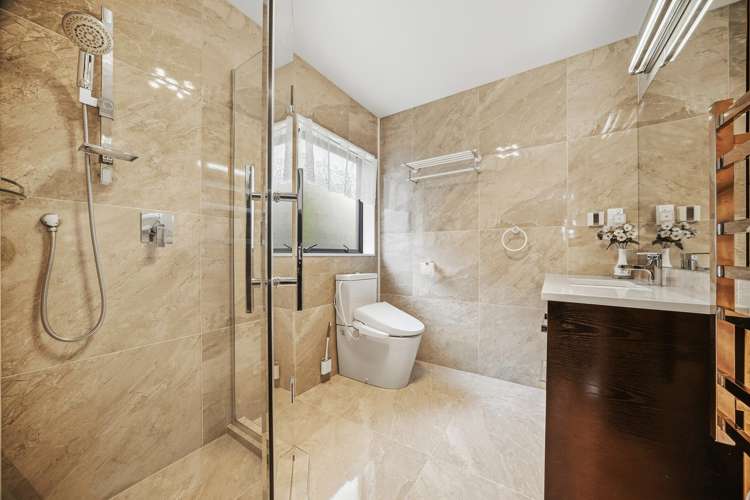 61 Harrowglen Drive Northcross_13