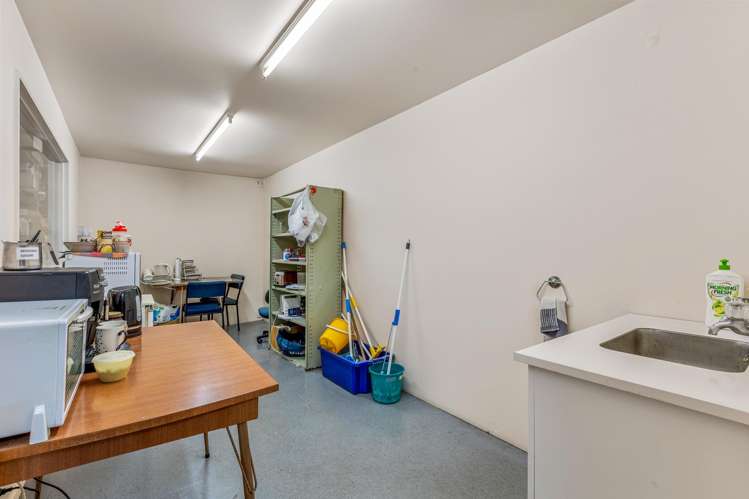 121C Blenheim Road Addington_11