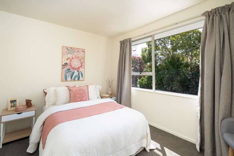 2/176 Riverlaw Terrace Saint Martins_10