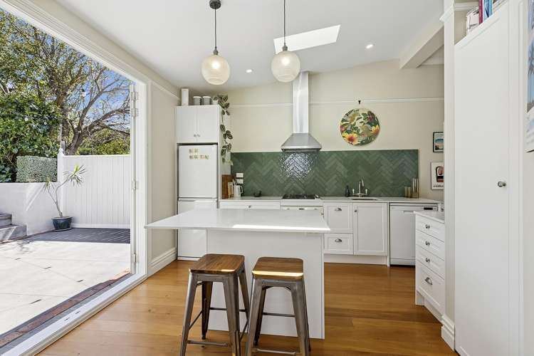 8 Stanley Street Berhampore_19