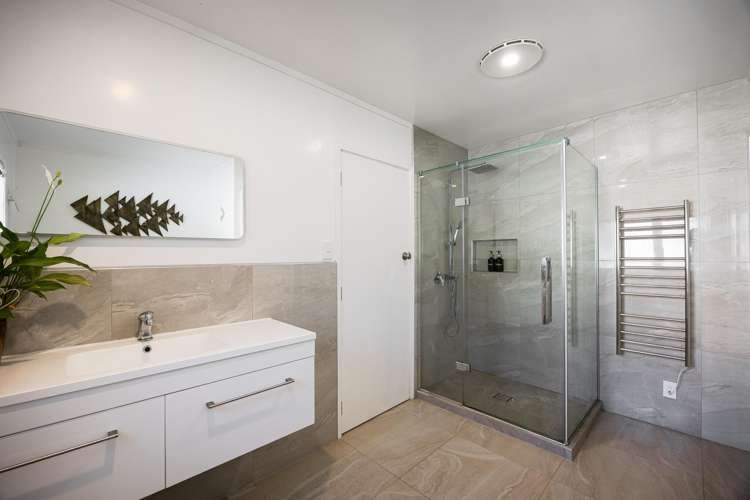 92 Estuary View Road Waiau Pa_12