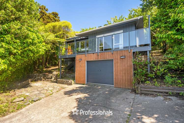 6 Swadel Way Karori_21